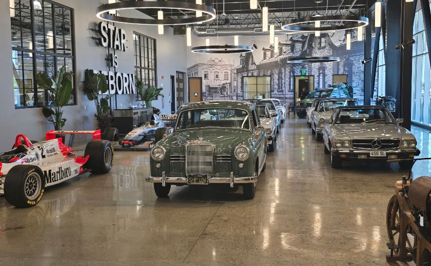 Mercedes-Benz Classic Center - Image 2