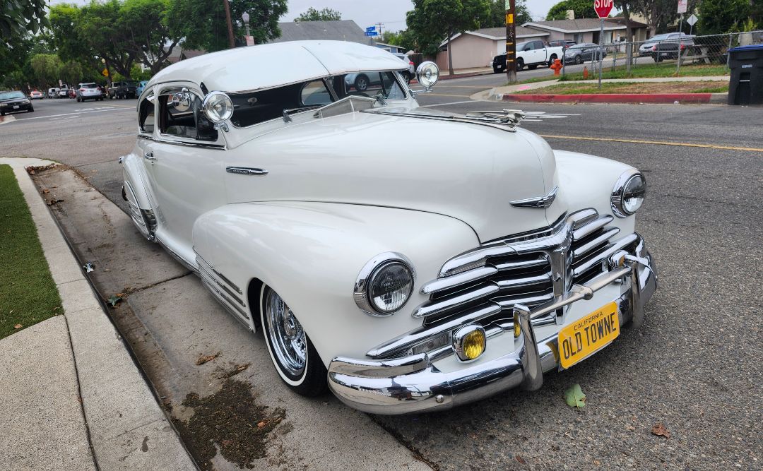 Old Towne Orange Car Club - Image 2